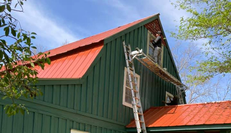 Franklin NC Exterior Painting & Stain Lions Painting
